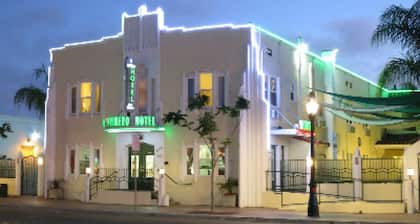 El Primero Hotel