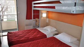1 habitación, ropa de cama de alta calidad y escritorio