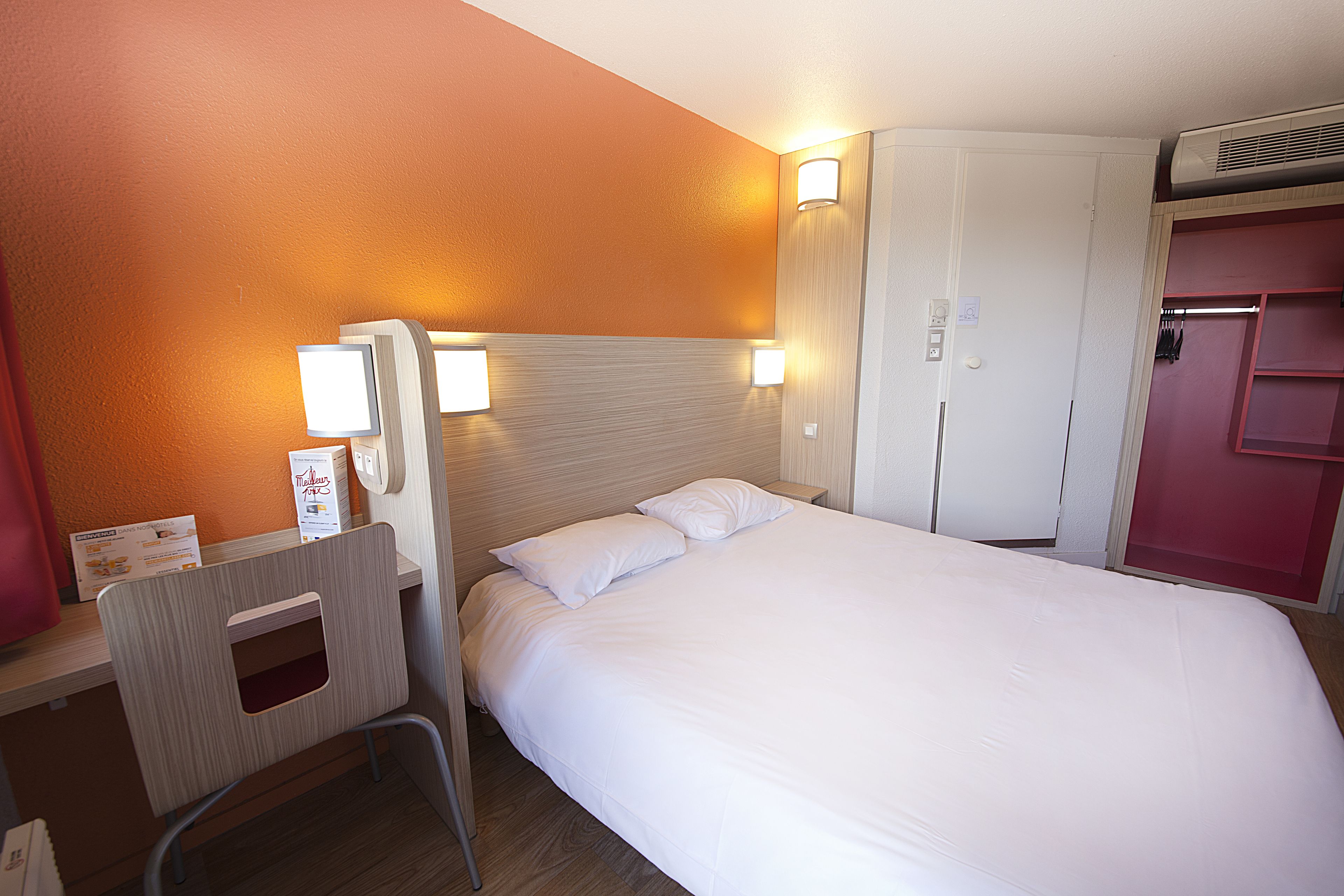1 chambre, literie de qualité supérieure, bureau, chambres insonorisées
