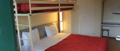 Standard Room, Multiple Beds (1 Double and 1 Single bed)