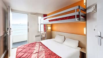 Desk, free cots/infant beds, free WiFi, bed sheets