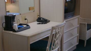 Pillowtop beds, desk, free WiFi, bed sheets