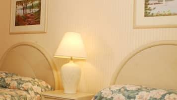 Pillow-top beds, desk, free WiFi, bed sheets