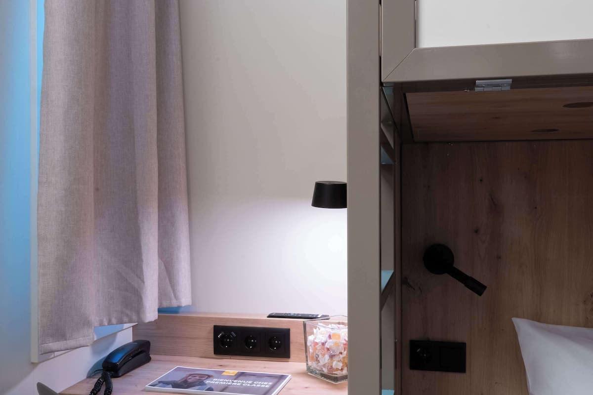 Room amenity