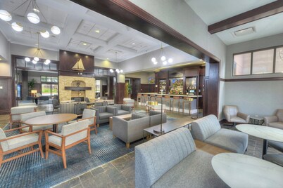 Sheraton Baltimore Washington Airport Hotel - BWI