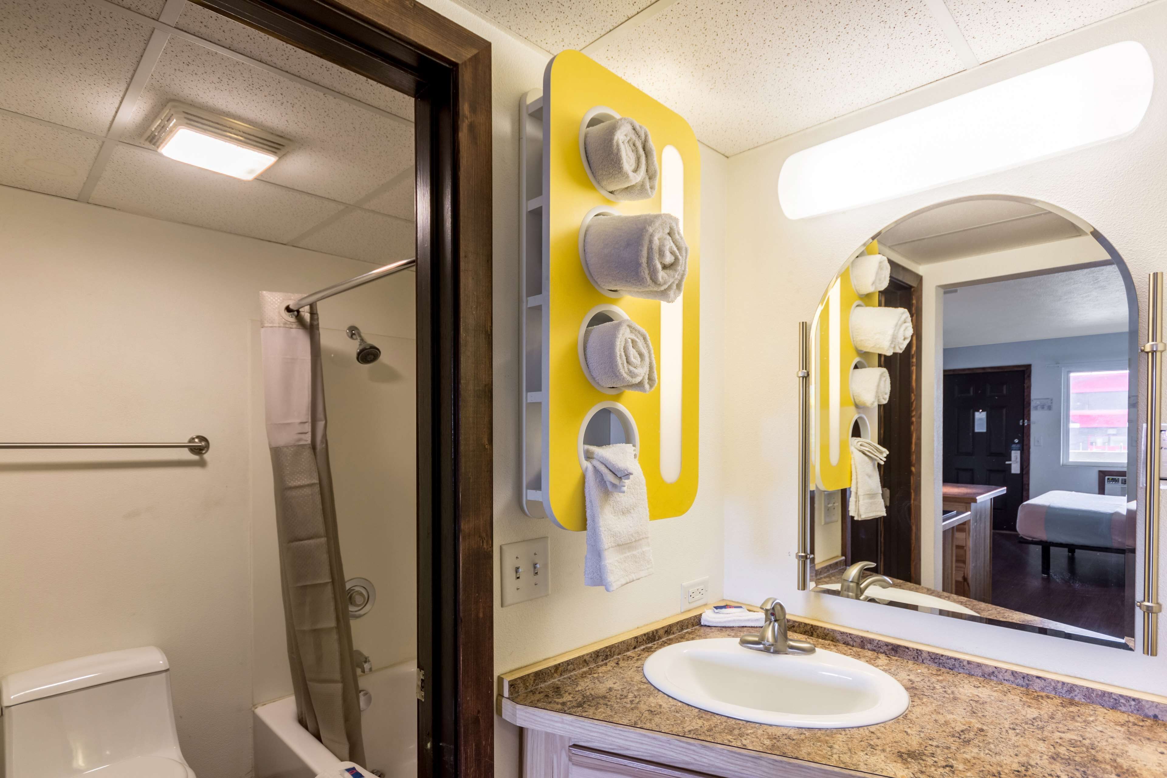 Room amenity