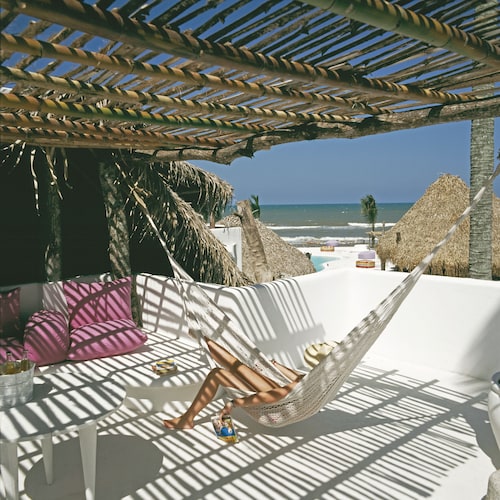 Azucar, Monte Gordo, a Member of Design Hotels