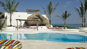 Piscina all'aperto
