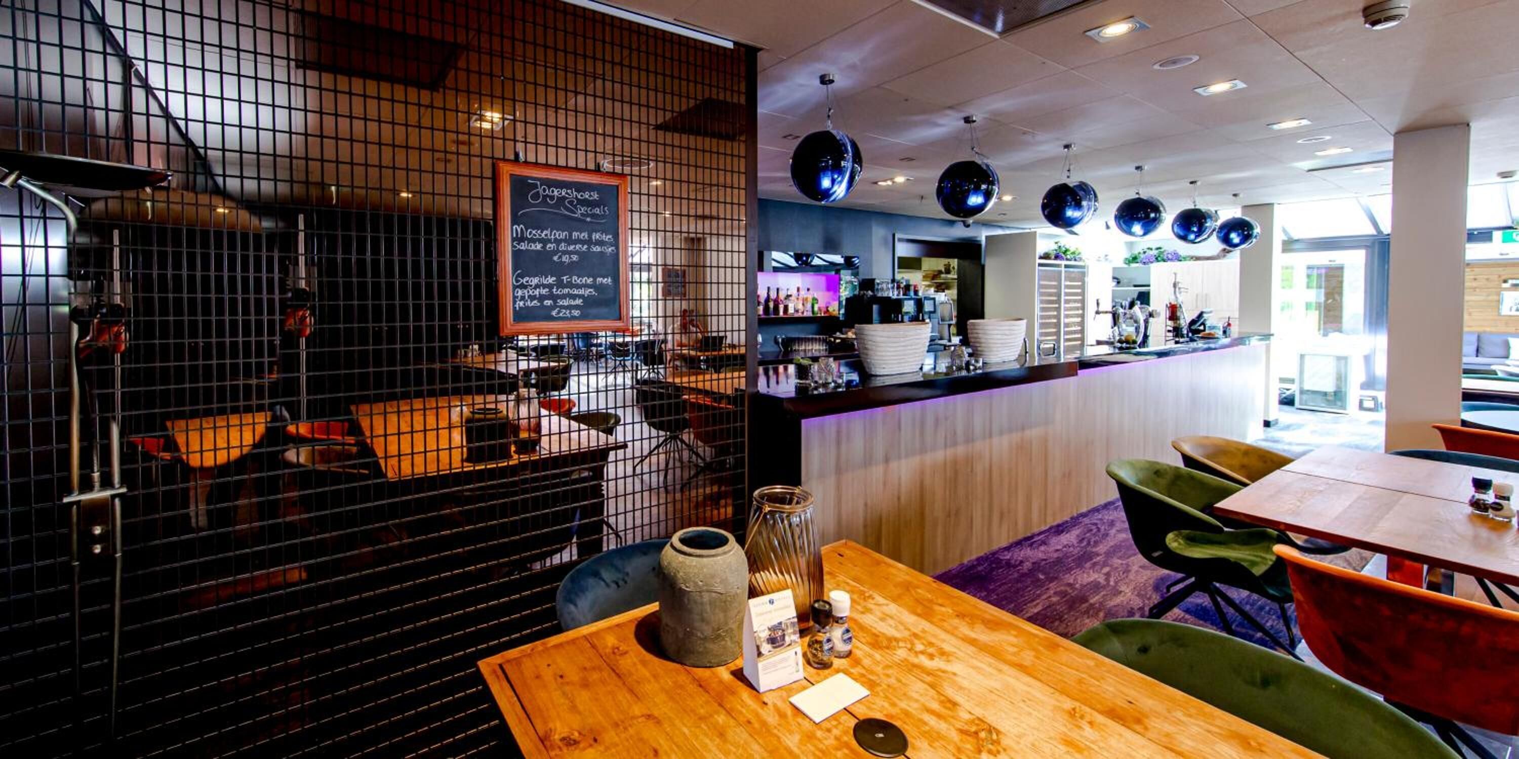 al fresco dining, open daily