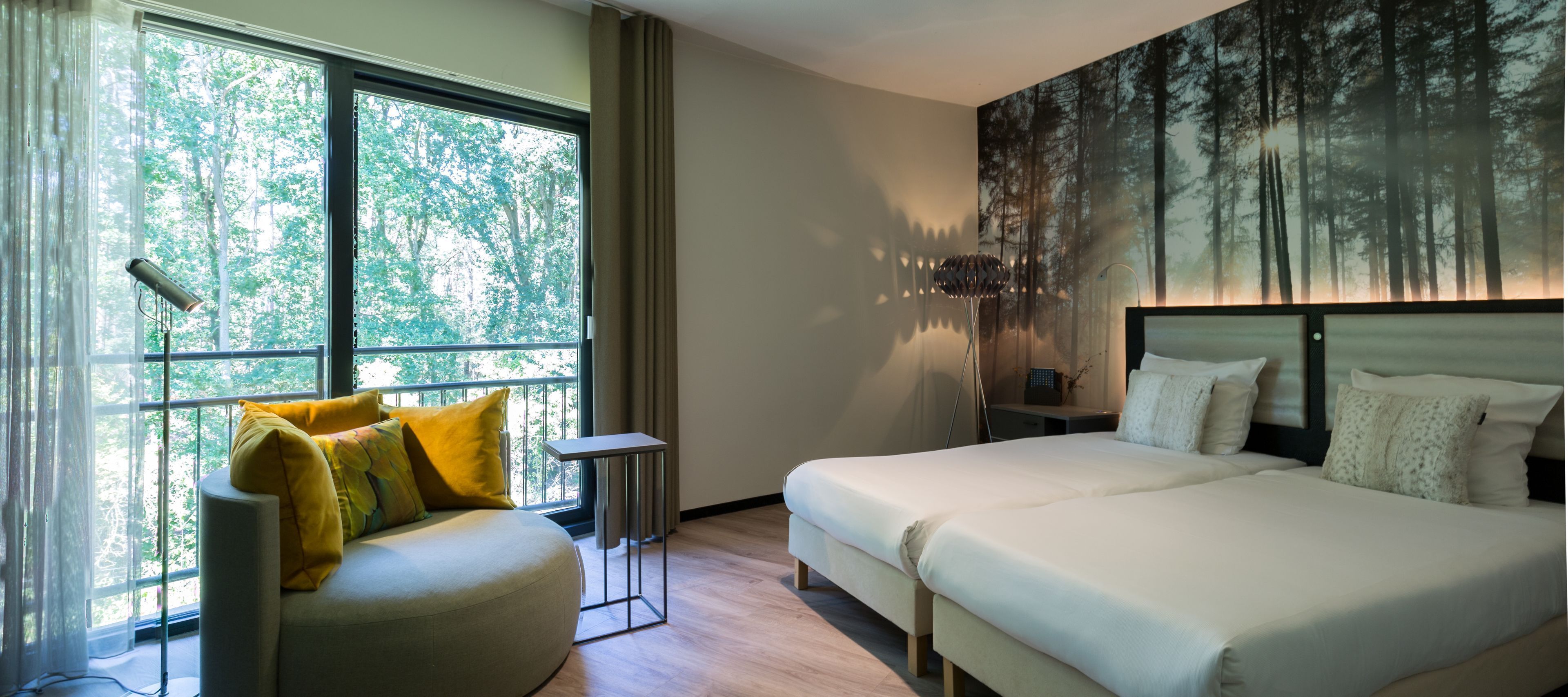 In-room safe, desk, soundproofing, free WiFi
