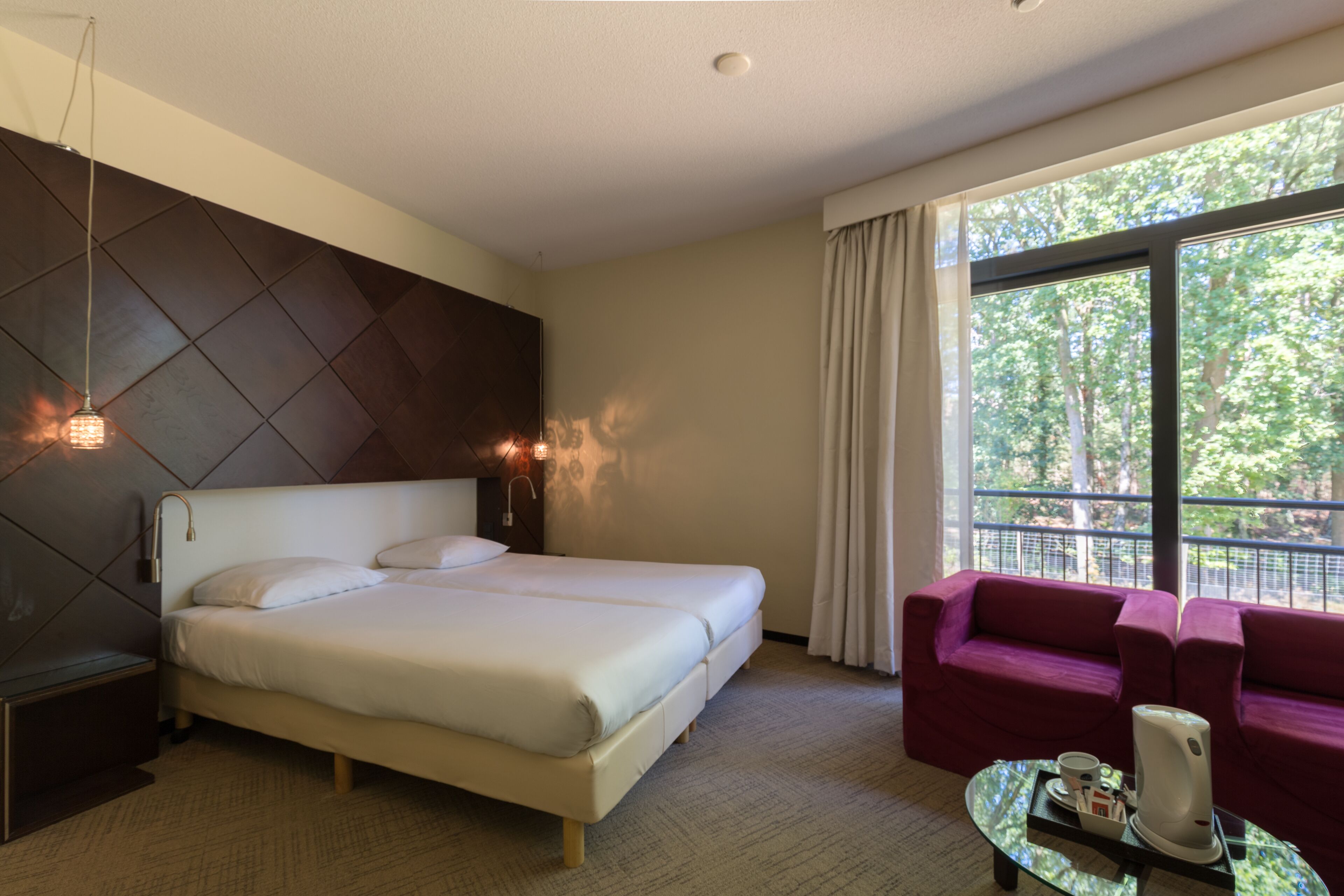 1 bedroom, in-room safe, desk, soundproofing