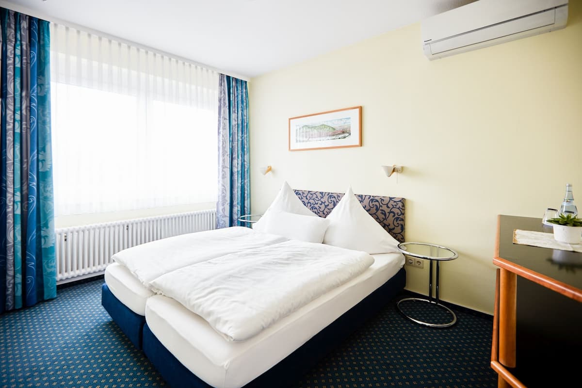Junior Suite, 2 Bedrooms, Valley View, Executive Level | In-room safe, desk, iron/ironing board (on request)