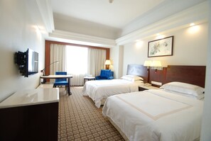 In-room safe, desk, soundproofing, iron/ironing board - Overseas Chinese Friendship Hotel (Guangzhou)