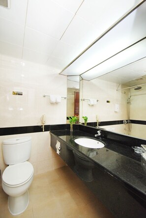Bathroom | Shower, free toiletries, hair dryer, slippers