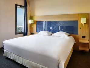 Premium bedding, in-room safe, desk, soundproofing