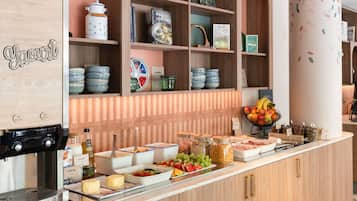 Daily buffet breakfast (EUR 13.90 per person)