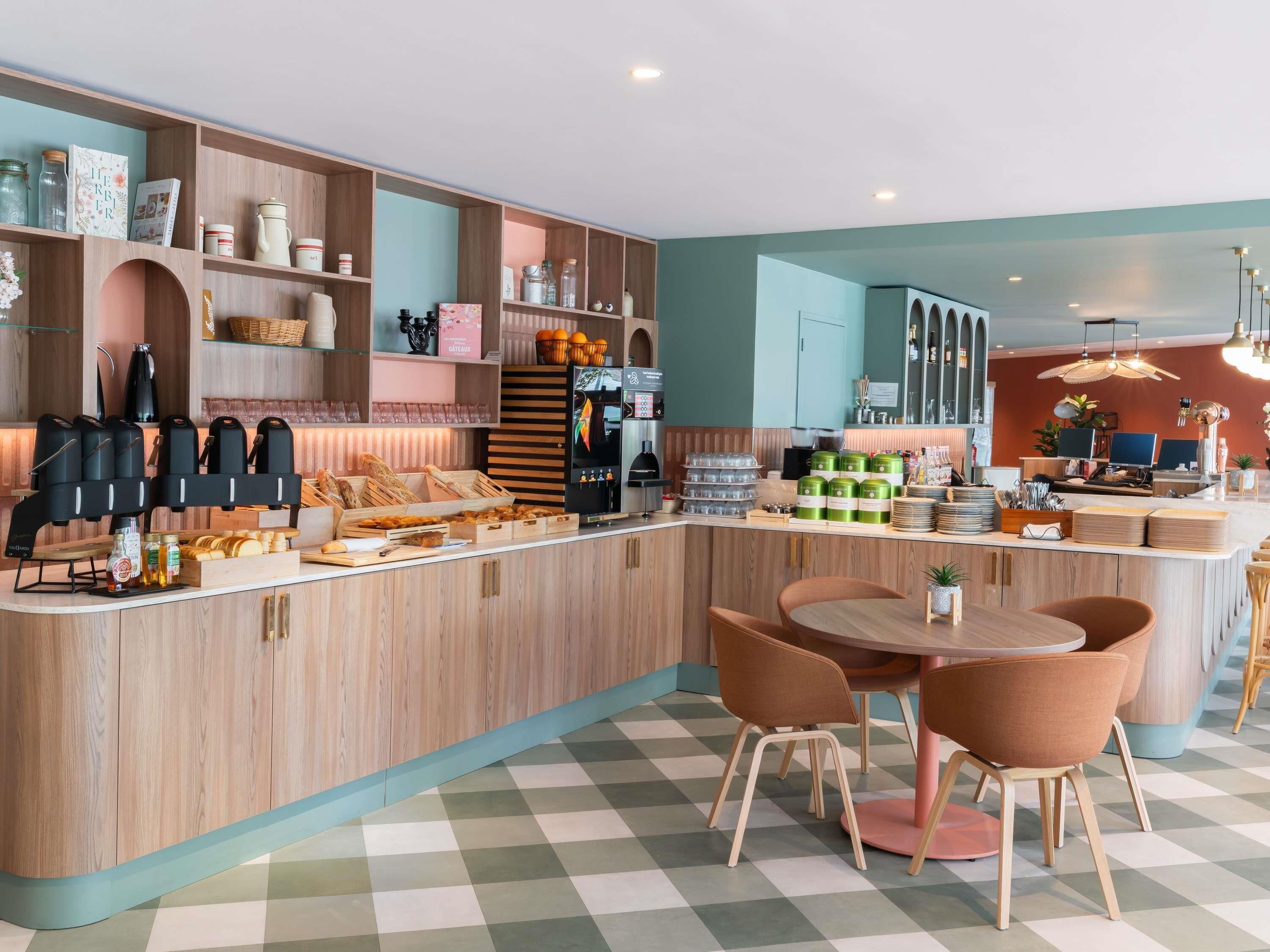 daily buffet breakfast (eur 13.90 per person)