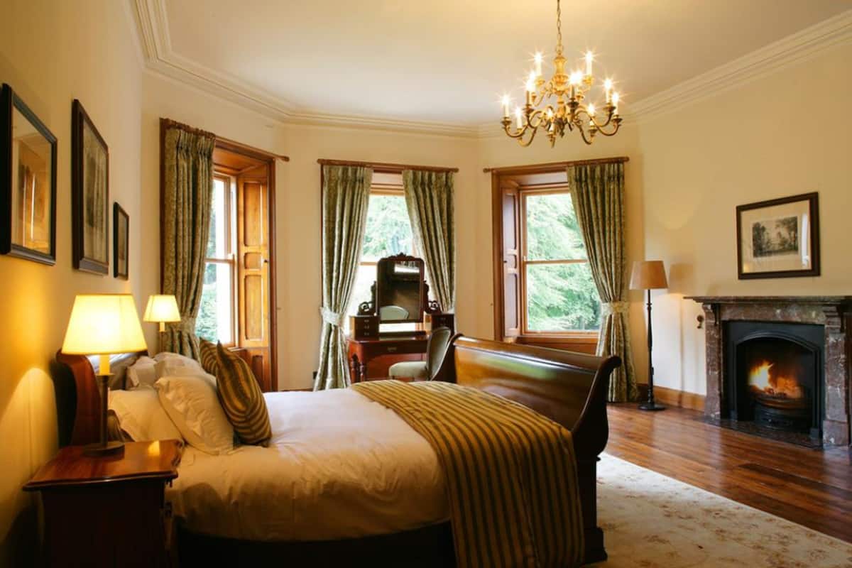 premium bedding, in-room safe, desk, iron/ironing board