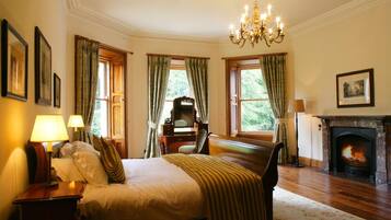 Premium bedding, in-room safe, desk, iron/ironing board