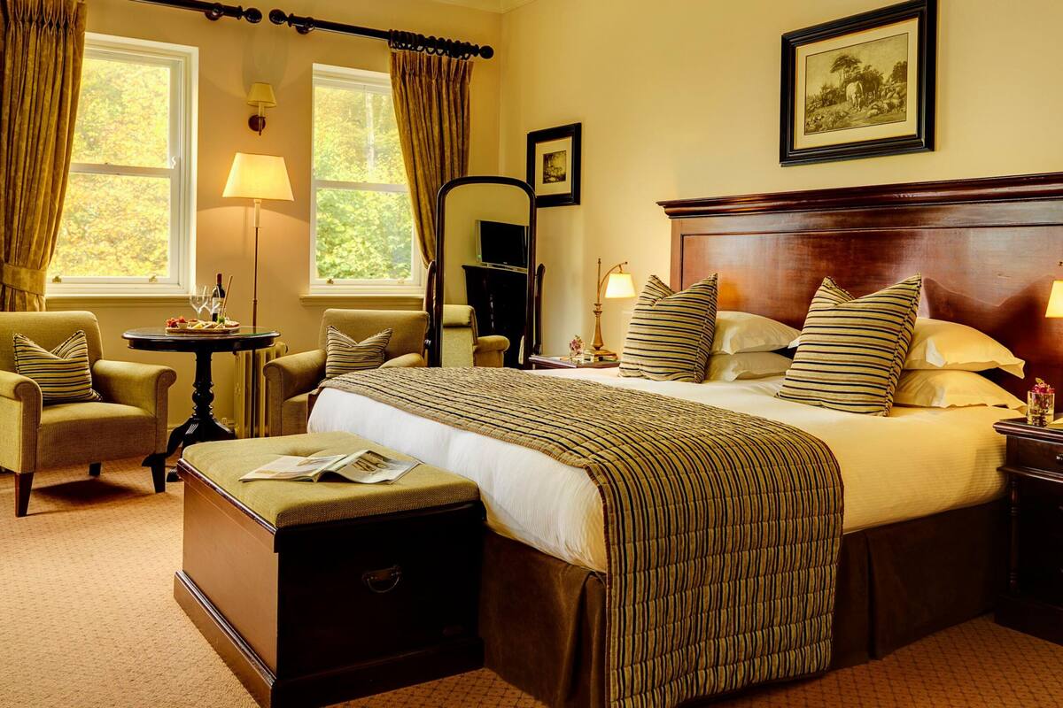 premium bedding, in-room safe, desk, iron/ironing board