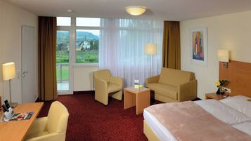 Literie de qualité supérieure, couette en duvet d'oie, bureau