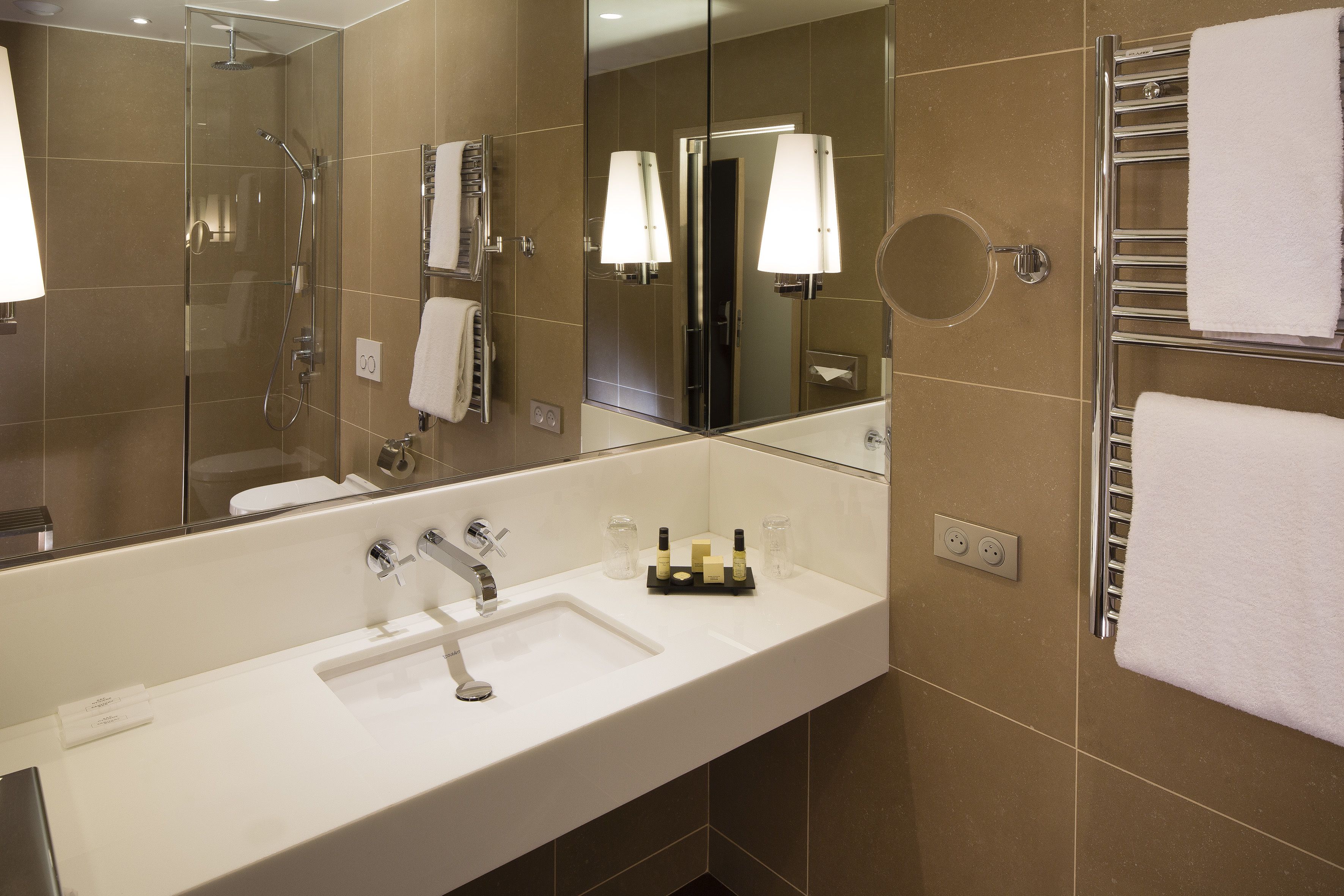 comfort room | bathroom | combined shower/bathtub, free toiletries, hair dryer, slippers