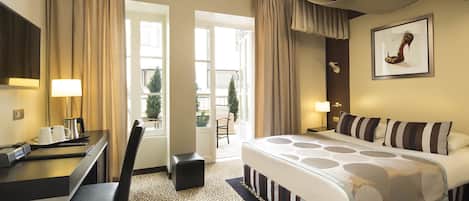 Premium bedding, minibar, in-room safe, desk