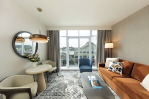 Coastal King | ผ้าปูที่นอนฝ้ายอียิปต์, เครื่องนอนระดับพรีเมียม, ตู้นิรภัยในห้องพัก