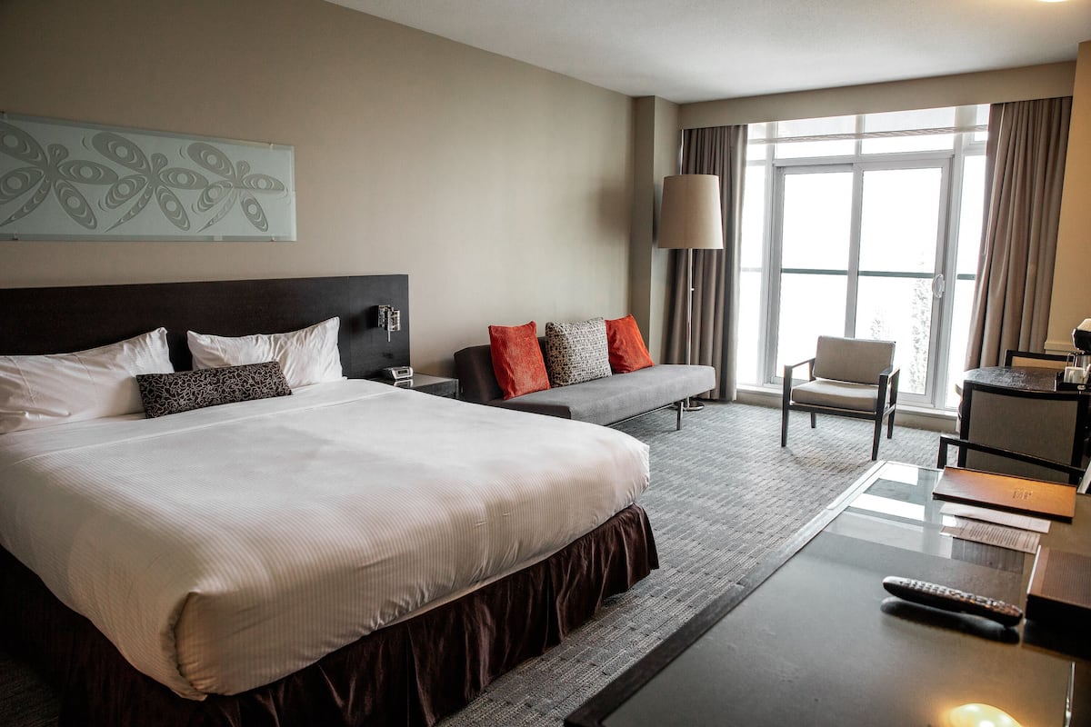 Camera Deluxe, 1 letto king, vista oceano | Biancheria in cotone egiziano, biancheria da letto di alta qualità