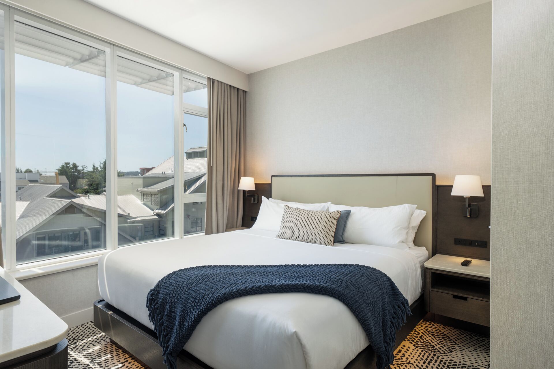 The Grand Pier Suite | Lakens van Egyptisch katoen, luxe beddengoed, een kluis op de kamer