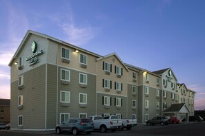 Exterior - WoodSpring Suites Junction City (Junction City)