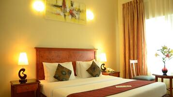 Standard Room | Peti besi dalam bilik, meja, kalis bunyi, katil lipat simpan/tambahan