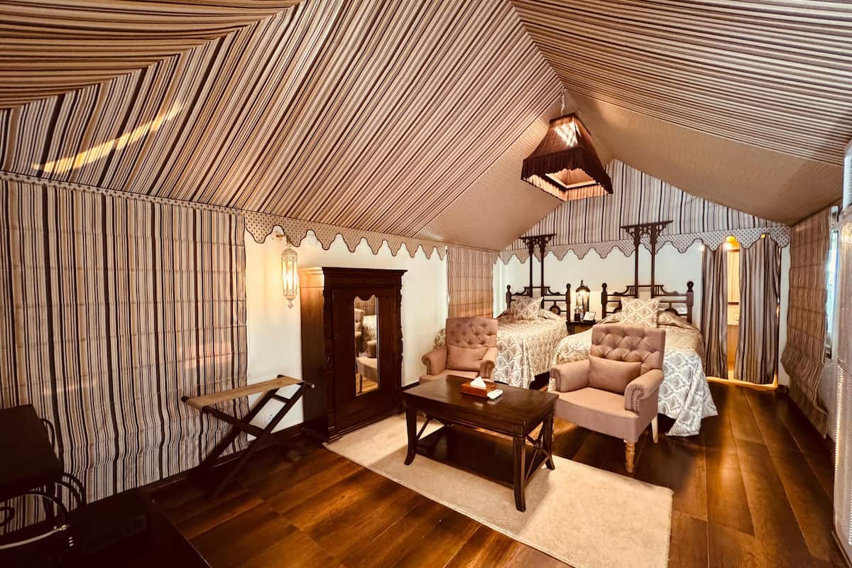 Vintage Pool Side Tent | Minibar, in-room safe, desk, laptop workspace