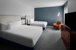 Suite, plusieurs lits | Draps en coton égyptien, literie de qualité supérieure, bureau
