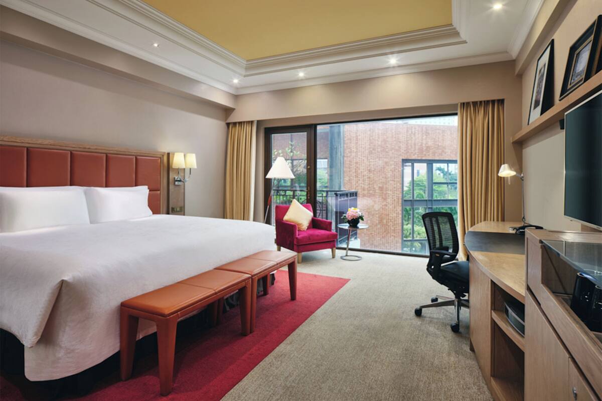 1 Schlafzimmer, hochwertige Bettwaren, Minibar, Zimmersafe