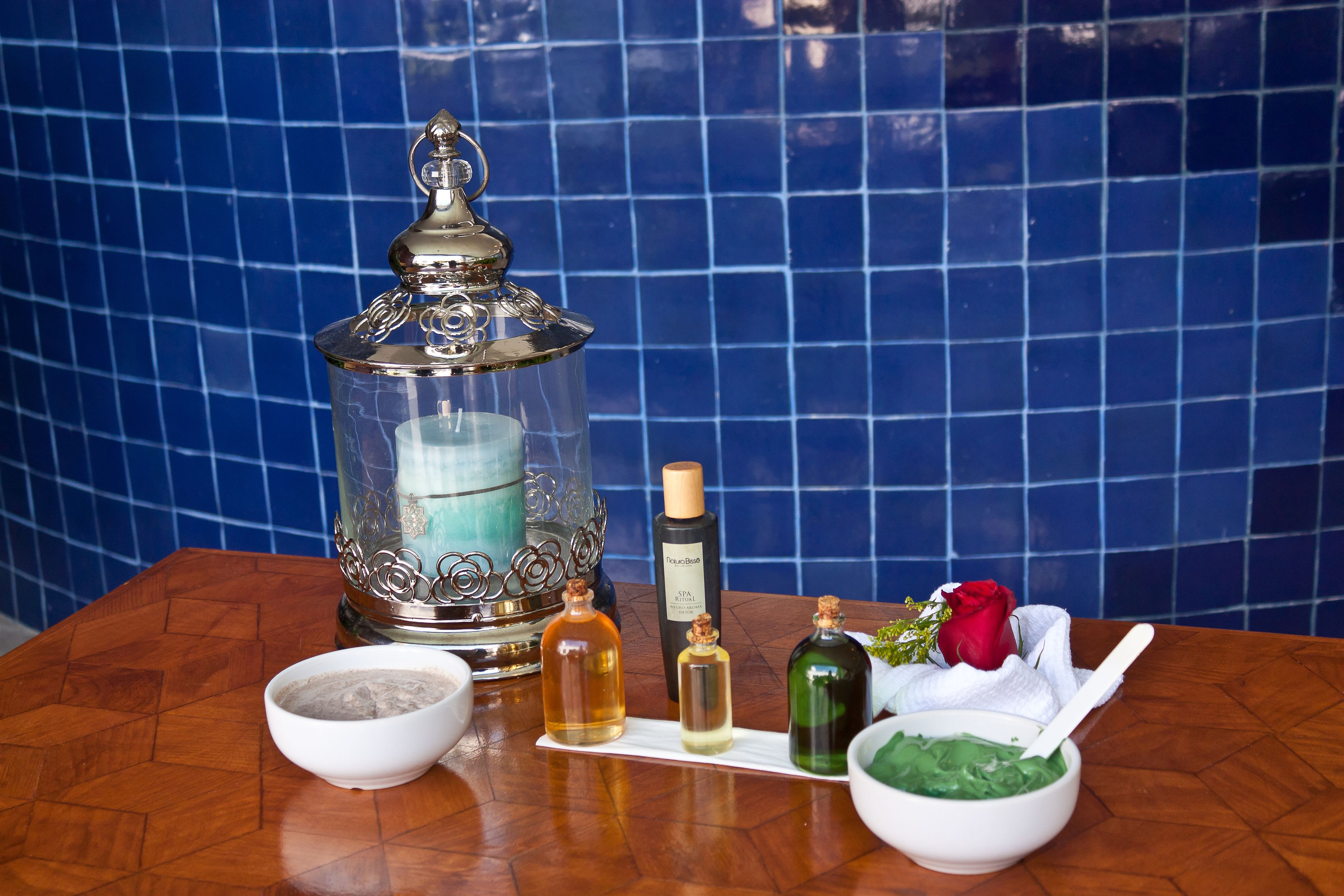 hot tub, steam room, body treatments, hydrotherapy, aromatherapy