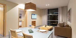 Suite Studio Ville, 1 chambre, cuisine, vue ville