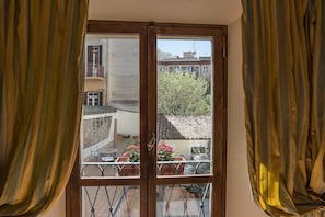 Vue depuis lâhĂ©bergement