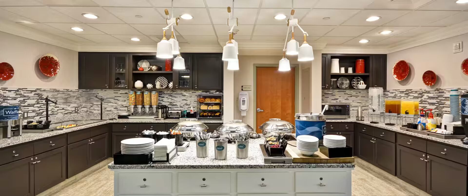 Desayuno buffet incluido todos los días 