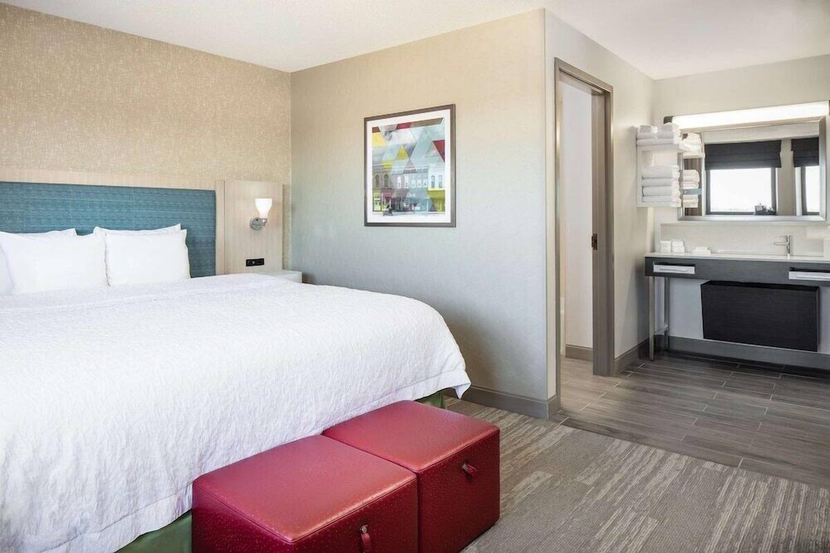 In-room safe, desk, laptop workspace, iron/ironing board