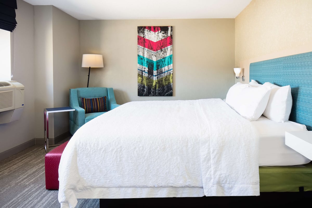 In-room safe, iron/ironing board, cribs/infant beds, rollaway beds