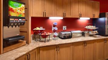 Free daily buffet breakfast