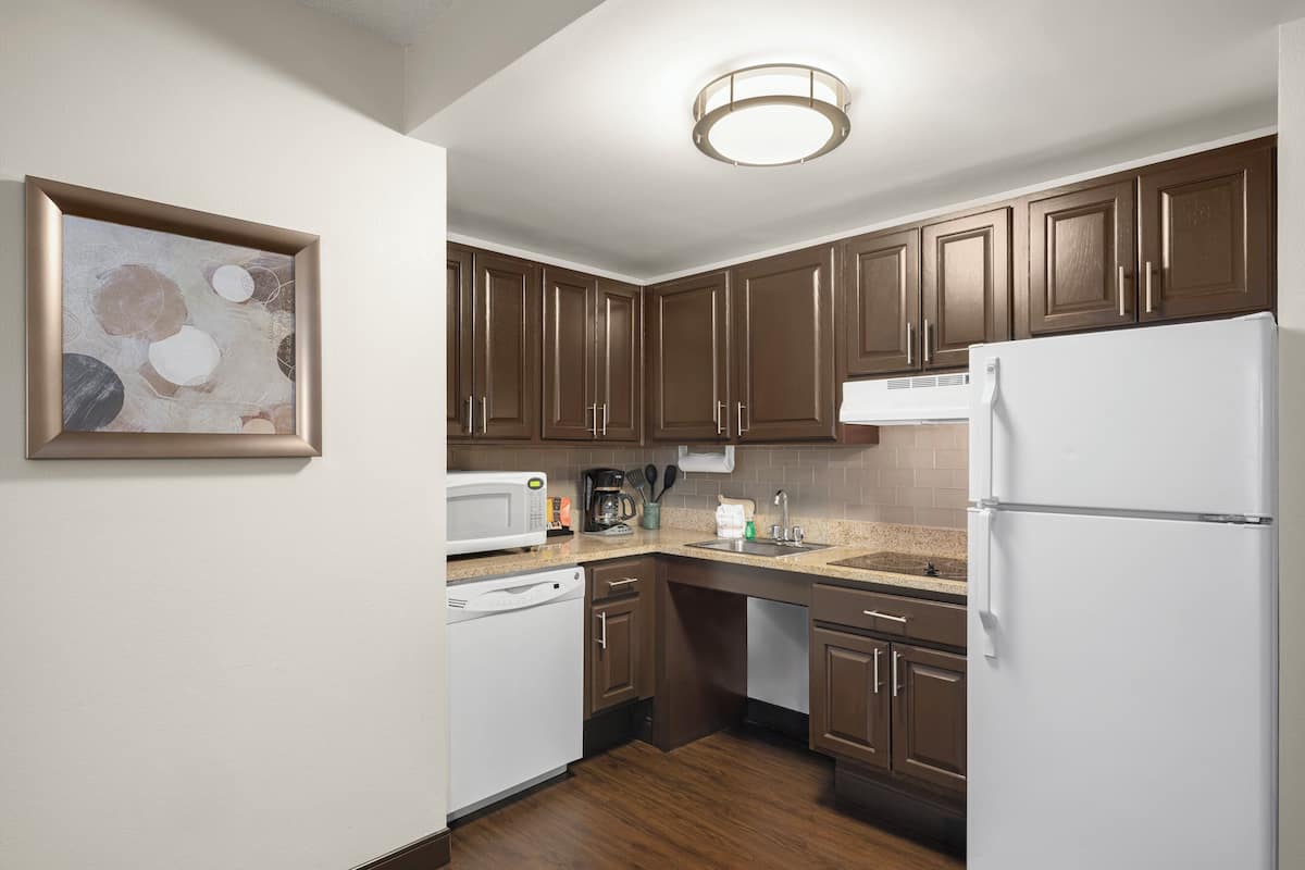 1 bedroom, desk, soundproofing, free WiFi
