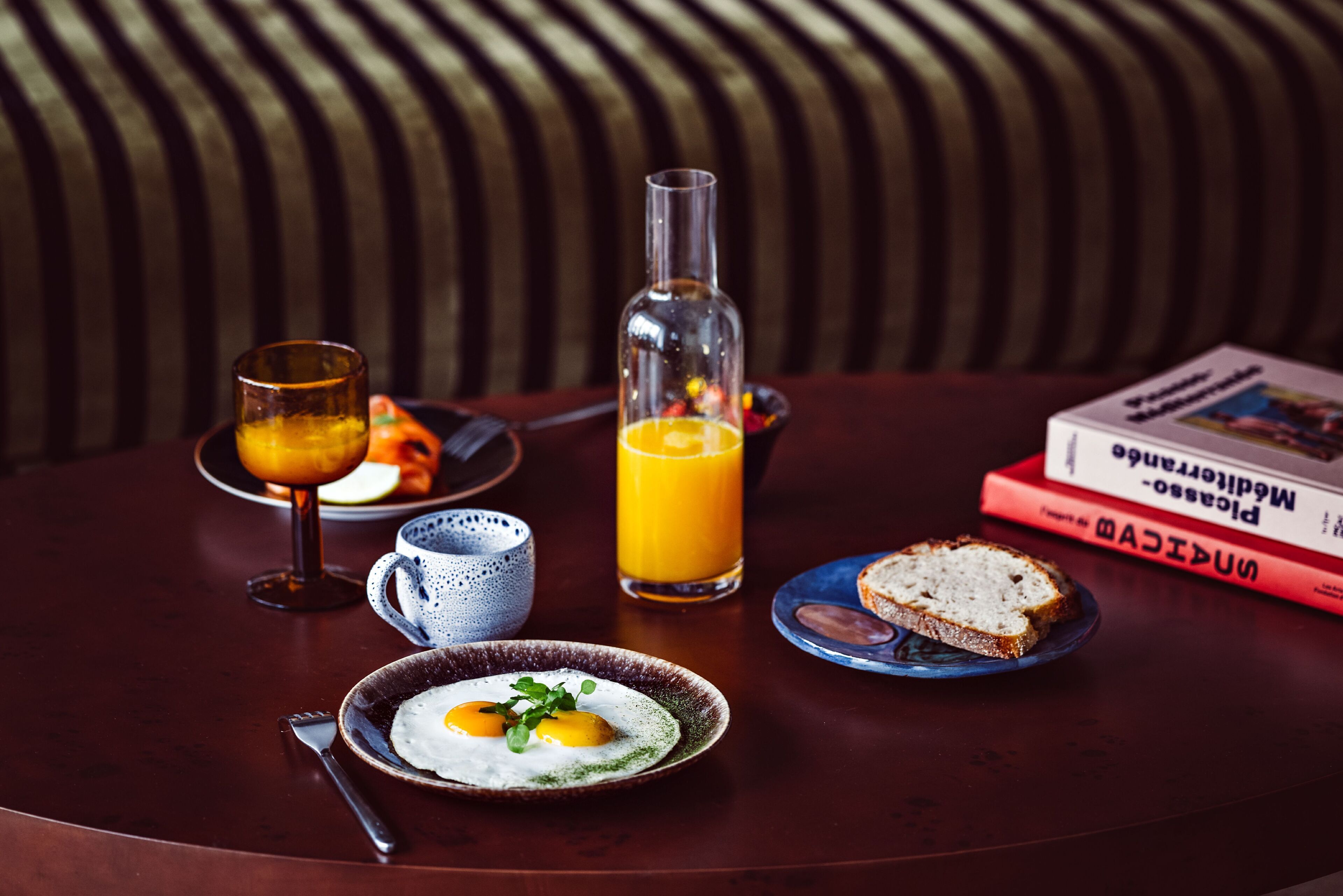daily buffet breakfast (eur 22 per person)