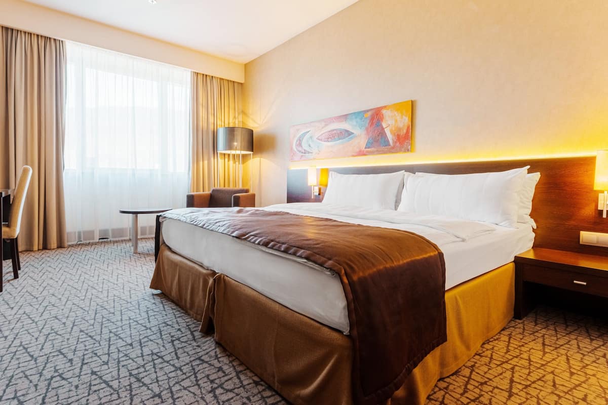 Minibar, in-room safe, desk, blackout curtains