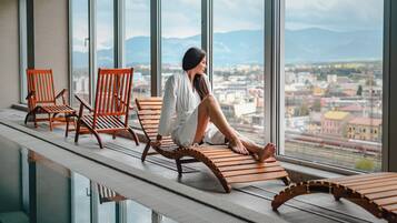 Banheira de hidromassagem, sauna a vapor