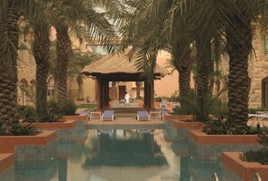 3 outdoor pools, sun loungers