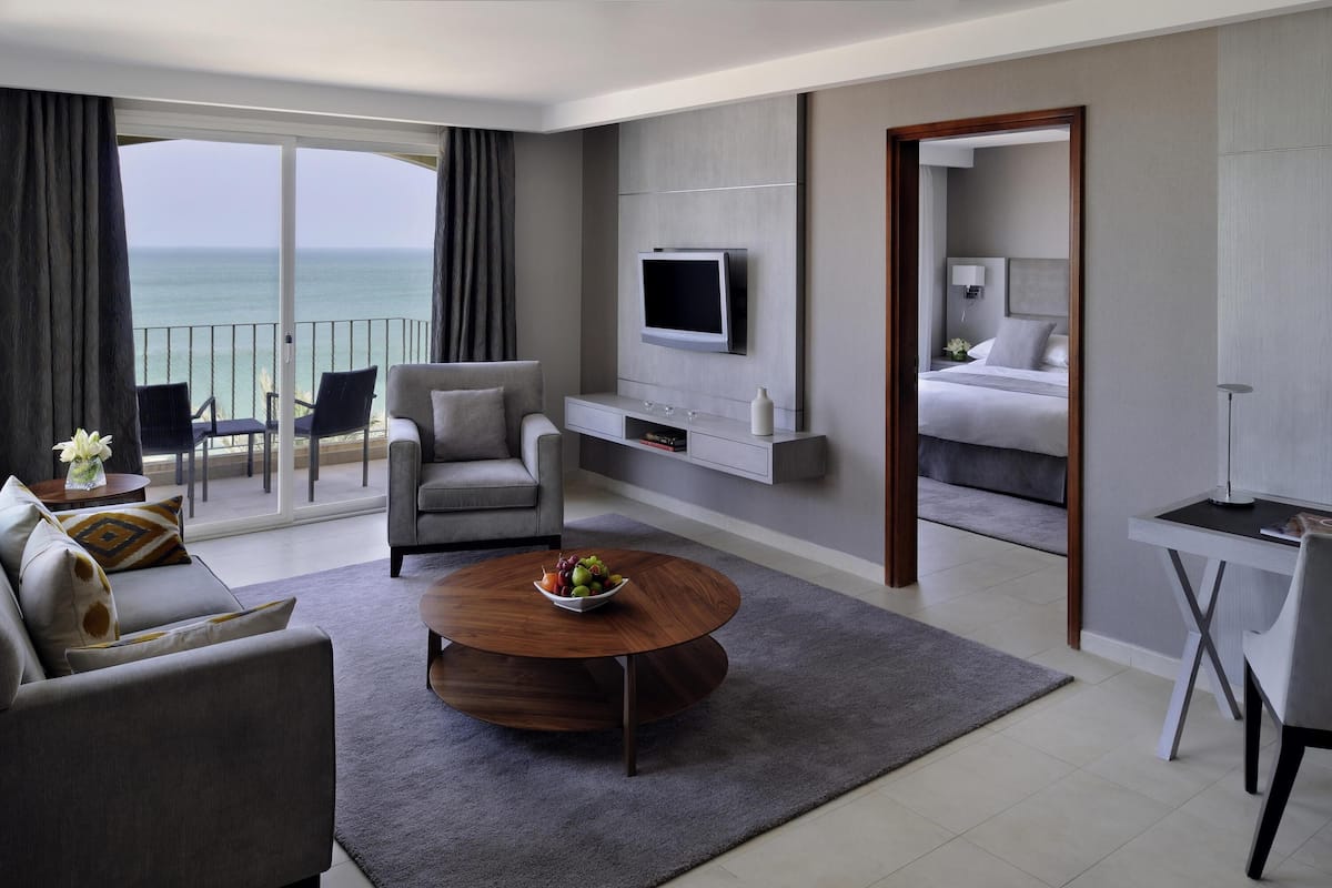 Suite, 3 Schlafzimmer | Minibar, Zimmersafe, Schreibtisch, Verdunkelungsvorhänge