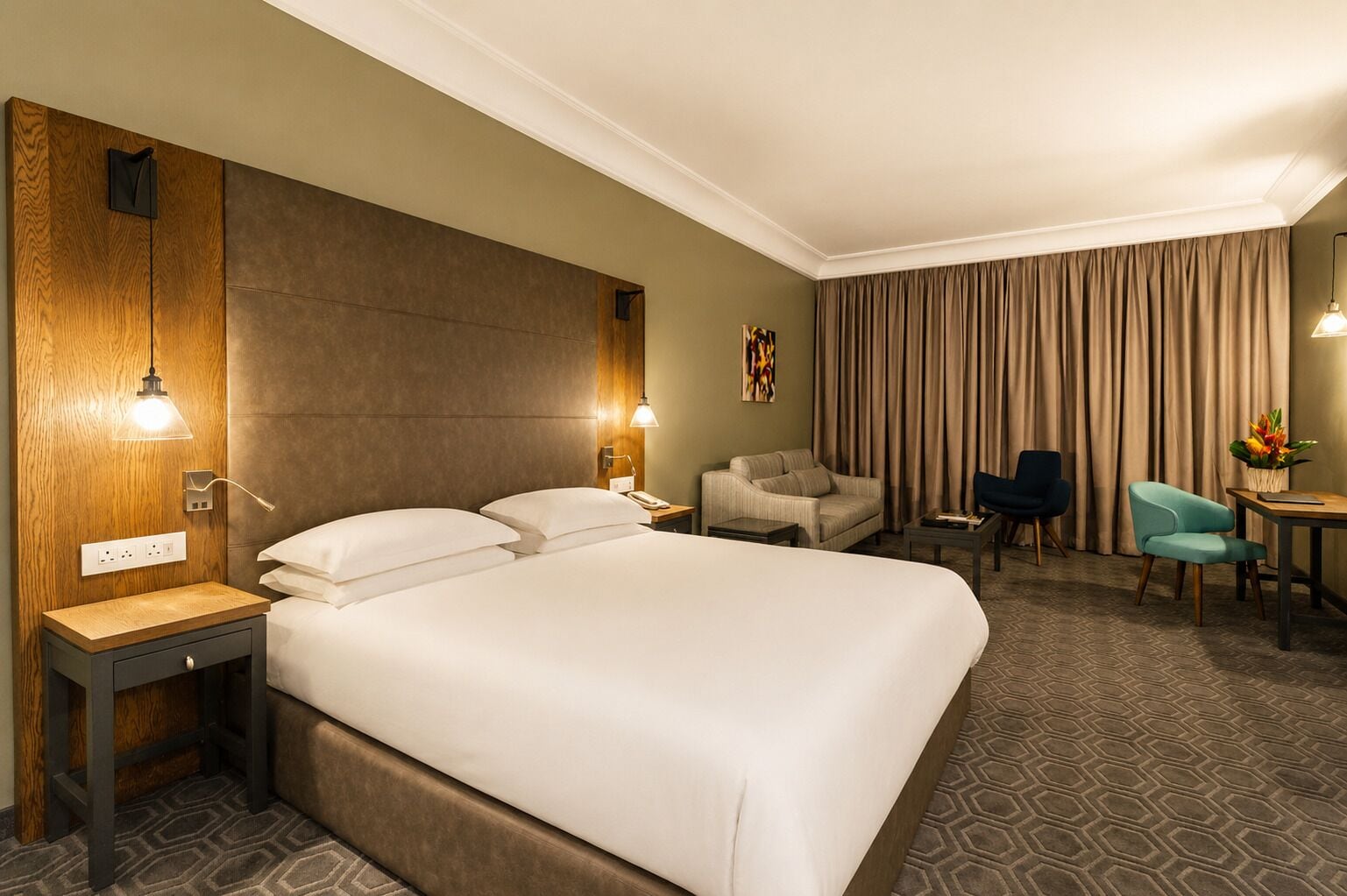 Colchones con efecto memoria y minibar 