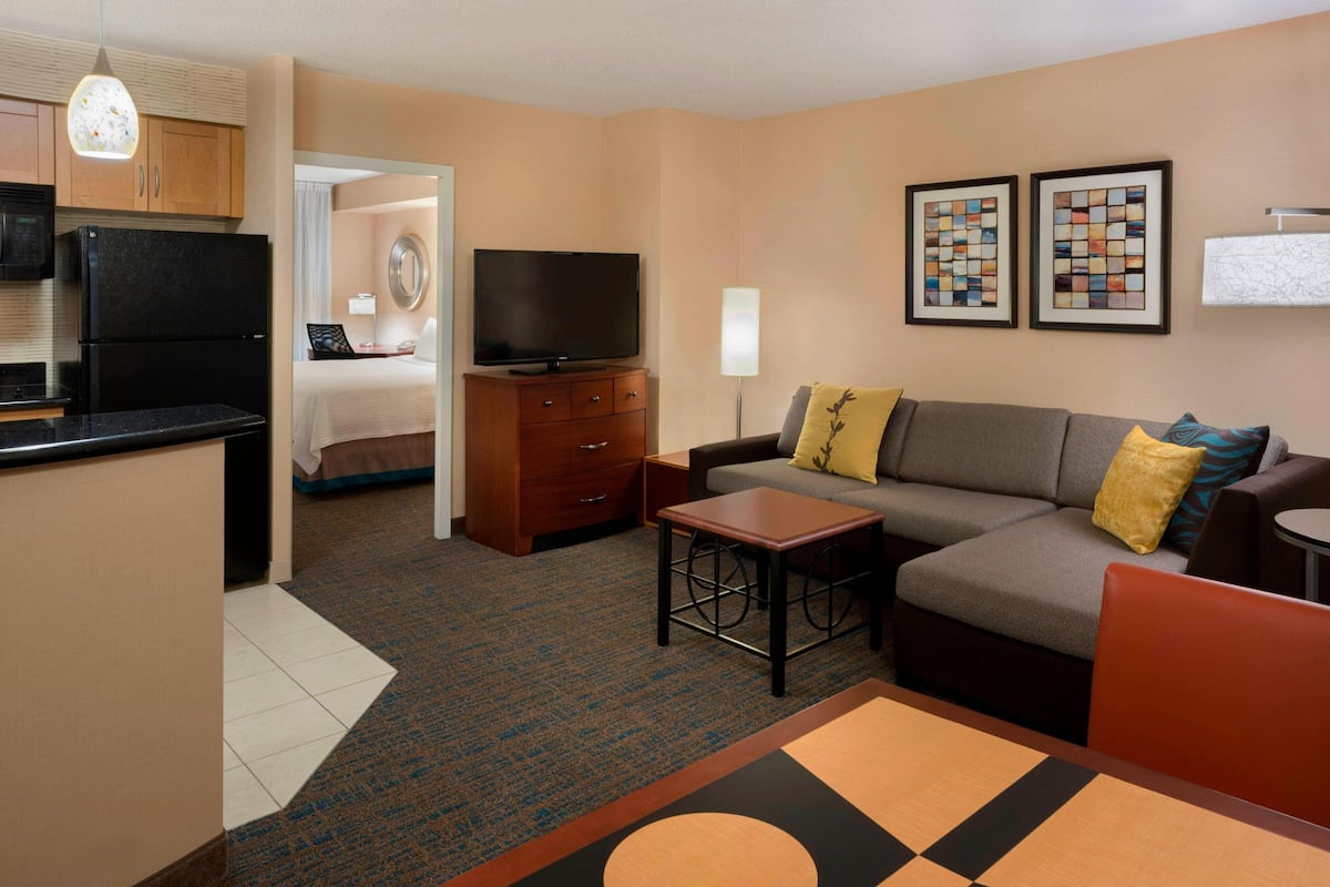 Suite, 1 Bedroom | Premium bedding, pillowtop beds, in-room safe, desk
